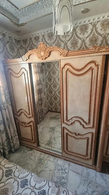 house pro: Спальный гарнитур, Б/у, Шкаф, цвет - Бежевый — 1