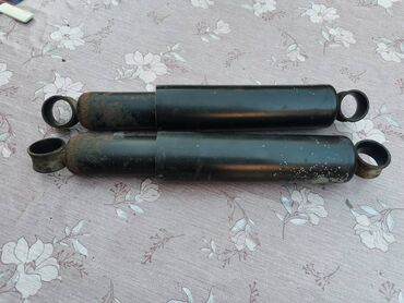 Auto delovi: Amortizeri zadnji Lada 7 Riva, Lada Niva broj 1. Polovno. očuvano — 9