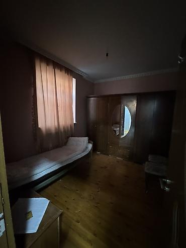 yevlaxda kreditle satilan evler: 2 otaqlı, 100 kv. m, Kredit yoxdur, Orta təmir — 8
