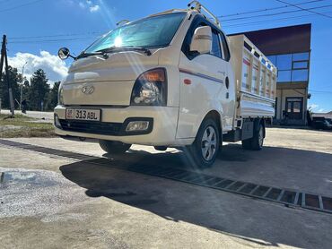 подушки для сидений: Легкий грузовик, Hyundai, Стандарт, 2 т, Б/у