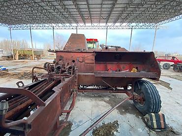 Тюковые пресс-подборщики: Тюкопресс-подборщик (малые прямоугольные тюки), прицепной, привод от — 10