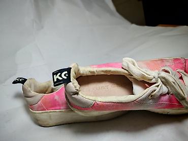 Qadın ayaqqabıları: Kurt Geiger KC brendi qadın krossovkaları - Model: Aşağı profilli — 3