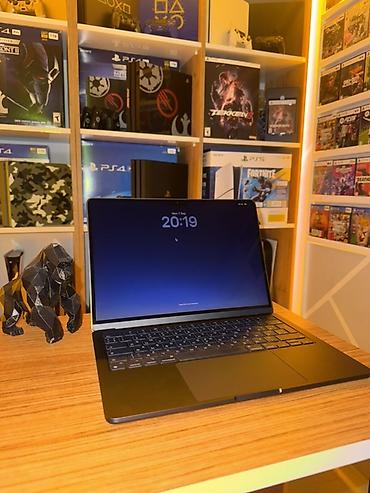 Noutbuklar və aksesuarlar: Apple MacBook (13") M2 8/256GB – Midnight Blue Xüsusiyyətlər: - 13 — 2
