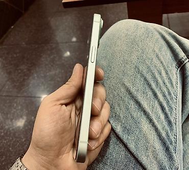 iphone 15 max: IPhone 15, 128 GB, Yaşıl, Simsiz şarj — 8