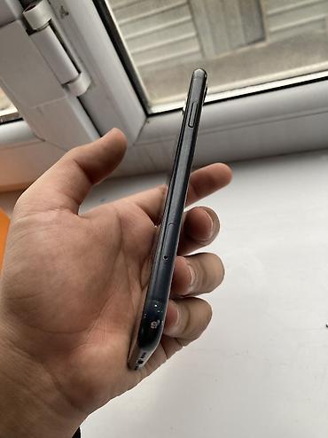 Apple iPhone: IPhone Xr, Б/у, 64 ГБ, Черный, Чехол, 78 % — 5