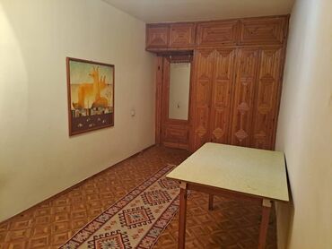 аренда квартир бишкек на долгий срок: 3 бөлмө, Чогуу жашоосу жок, Эмерексиз