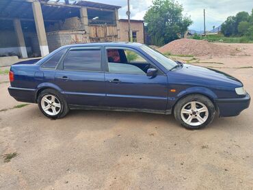 нова 2: Volkswagen Passat CC: 1994 г., 2 л, Механика, Бензин, Седан