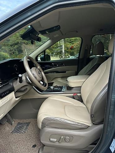 Kia: Kia Carnival: 2022 г., Минивэн — 11