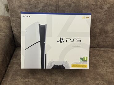 İnformatika: Sony PlayStation 5 (PS5) oyun konsolu — orijinal qutu YENIDI ISTIFADE