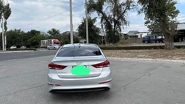 елантра 2018 год: Hyundai Elantra: 2018 г., 2 л, Автомат, Бензин, Седан — 2