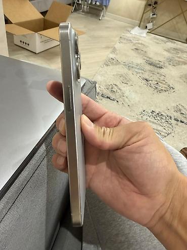phone 13: IPhone 15 Pro Max, Б/у, 256 ГБ, Natural Titanium, Коробка, 87 % — 3