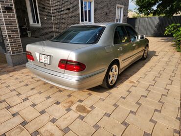 мини пылесос для автомобиля: Mercedes-Benz E-Class: 2000 г., 4.3 л, Автомат, Бензин, Седан