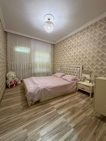 Yataq otağı dəsti az işlənib ideal veizyetdedir Makyaj stolu paltar lalafo.az -da Yataq otağı dəsti az işlənib ideal veizyetdedir Makyaj stolu paltar