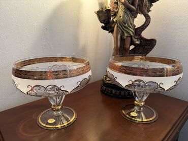 Meyvə qabları: Meyvə qabı. Ideal vəziyyətdə. Ikisi birlikdə satılır. Bohemia, hand