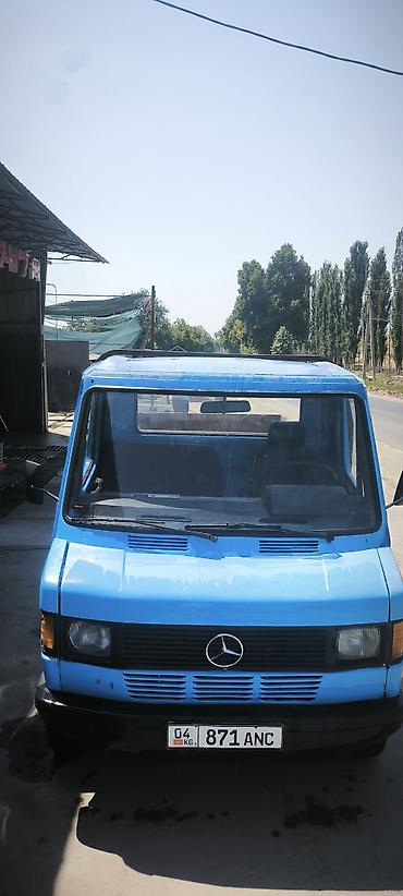 рига мото: Грузовой бортовой автомобиль Mercedes-Benz (семейство T2/«Бычок») в — 3