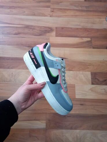 Women's Sneakers and athletic shoes: 41 — 19