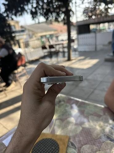iphone gence: IPhone 15 Pro Max, 128 GB, Gümüşü, Face ID — 4