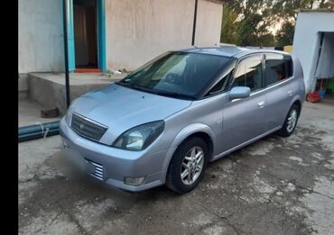 авто гаражное хранение: Toyota Ipsum: 2002 г., 2 л, Автомат, Бензин, Вэн/Минивэн
