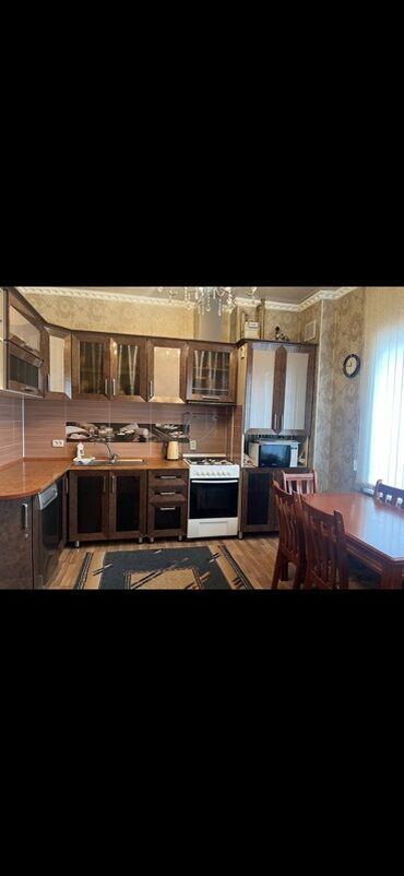 Двуспальные кровати: Сдаю в аренду двух комнатную квартиру Таунхаус кухня + студия 60 — 13