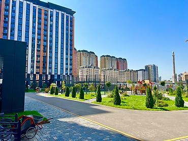 сдаю фас фут: Сдается 2-комнатная студийная квартира в южной части города, ЖК — 10