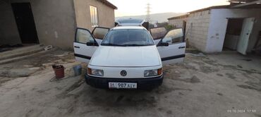 Volkswagen: Volkswagen Passat: 1992 г., 2 л, Механика, Бензин, Универсал