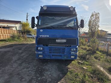 передок на трактор: Тягач, Volvo, 1999 г., Самосвал