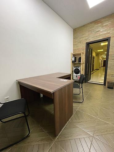 обменное бюро: Аренда офисов, 10 м², В бизнес центре, С системой безопасности — 1