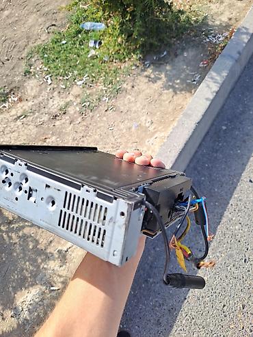 avto maqnitafon: Avtomobil üçün Pioneer maqnitola Xüsusiyyətlər: - 1-DIN ölçü - — 3