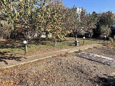 Продажа коттеджей и домов: Продается теплый, уютный дом из 5 комнат с санузлом. Участок 9 соток — 15