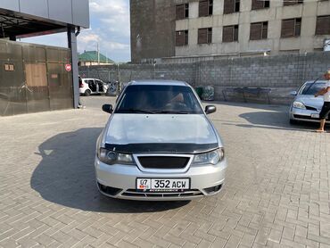 Daewoo: Daewoo Nexia: 2010 г., 1.6 л, Механика, Бензин, Седан