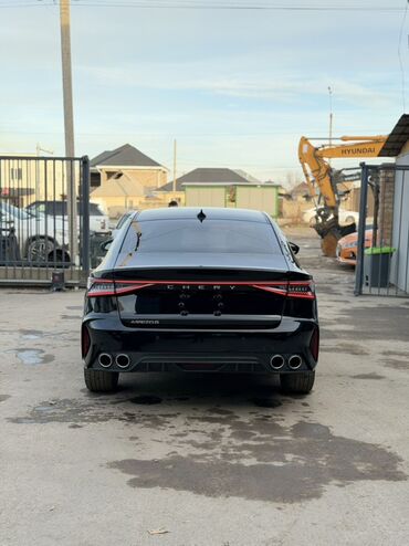 Chery: Chery : 2023 г., 1.6 л, Робот, Бензин, Седан — 4