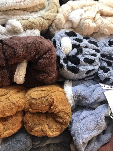 Одеяла и пледы: Плед, Новый, Все сезоны, Двусторонний, Плюшевый — 36