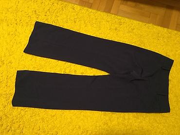 dunk low patike: Crne pantalone na crtu,imaju pruge,bez dzepova,velicina S,spusten — 3
