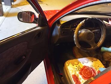 Унаа сатуу: Daewoo Lanos: 1999 г., 1.5 л, Кол менен иштөөчү, Бензин, Хетчбек — 4