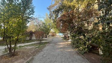 коридорного: 1 комната, 18 м², Общежитие и гостиничного типа, 1 этаж, Старый ремонт