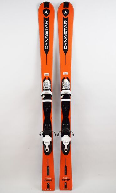 Лыжи: Продаю лыжи комплект сапоги 41 размер палки scott
цена 15000