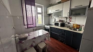 студия 1 комната: 3 комнаты, 60 м², 105 серия, 5 этаж, Косметический ремонт — 8