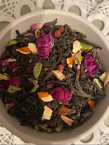 Çay: Güllü ədviyyatlı çay qarışığı - Tərkib: yaşıl/qara çay yarpaqları — 10