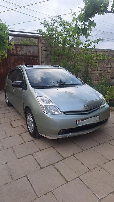 disk prius: Toyota Prius (2-ci nəsil) hibrid hetçbek Polnu Full maşındı. SAAT — 4