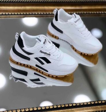 starke beograd: Reebok