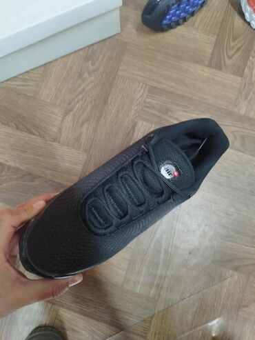 Patike: Patike, Nike, veliÄina - 38 na lalafo.rs ā 8 Patike: Patike, Nike, veliÄina - 38 ā 8