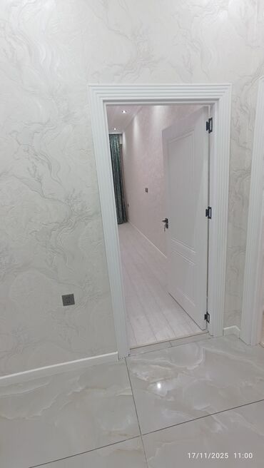 Yeni tikili: 3 otaqlı, Yeni tikili, 82 kv. m — 24