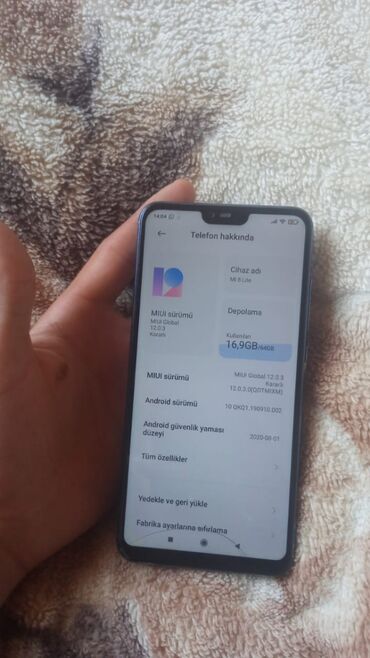 mi 8 lite: Xiaomi Mi 8 Lite, 64 GB, rəng - Göy, 
 Qırıq