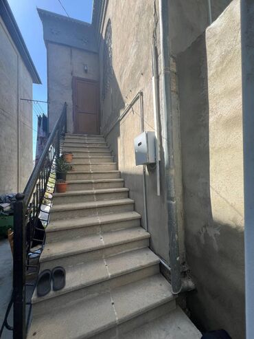 Həyət evləri və villaların satışı: Qaraçuxur qəs. 7 otaqlı, 145 kv. m, Yeni təmirli -da lalafo.az — 14 Həyət evləri və villaların satışı: Qaraçuxur qəs. 7 otaqlı, 145 kv. m, Yeni təmirli — 14