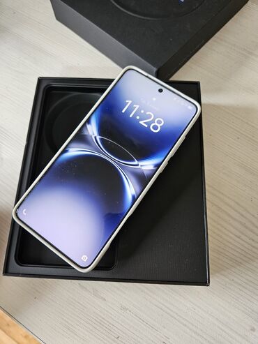 Vivo: Vivo X200 Ultra, Новый, 256 ГБ, цвет - Серебристый, 2 SIM — 14
