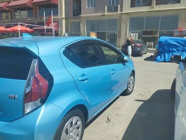 maşın adları: Toyota Prius: 1.5 l | 2015 il Hetçbek