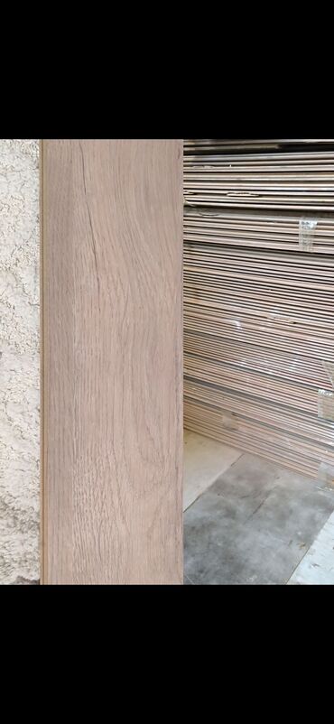 kafel metlax topdan satis: *Laminat 50 kv 300 AZN SATILIR* 
Ünvan: Mehdiabad. Ema🩶