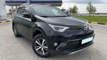 срочная продажа авто по низким ценам: Toyota RAV4: 2017 г., 2.5 л, Типтроник, Гибрид, Кроссовер