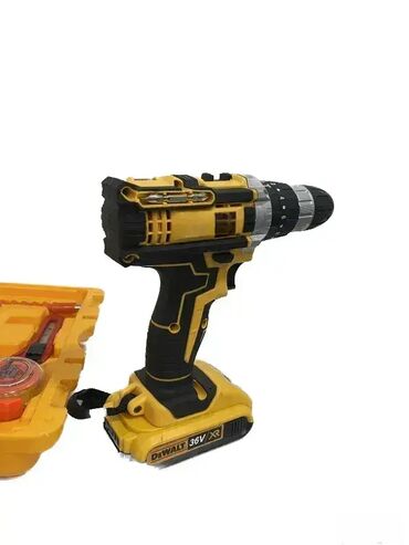 Ostali uređaji: DeWALT aku bušilica – nova i veoma kvalitetna Snaga: 36V Li-Ion — 7