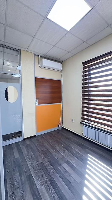микр: Сдаю Офисы Кабинет 307 - 14м2 -цена 250 дол. + ком.услуги. 4этаж так — 3